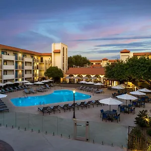 Resort Embassy By Hilton ****